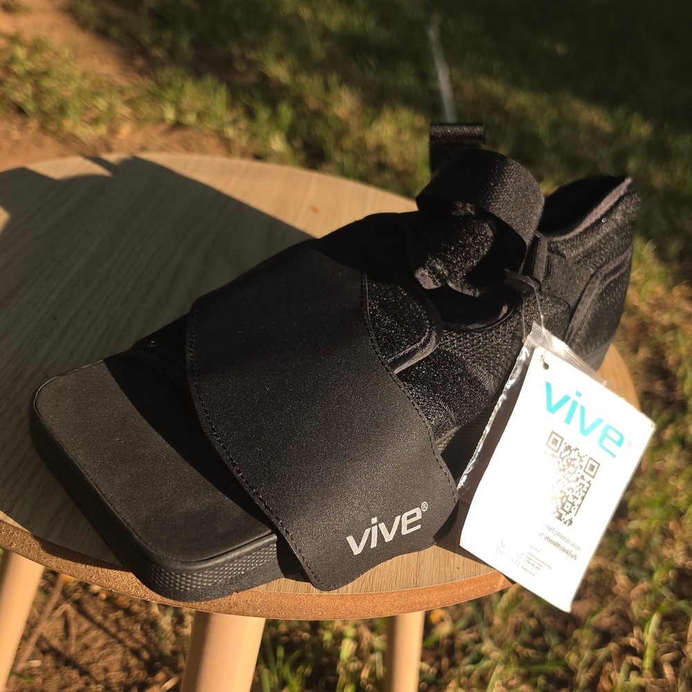 Vive Heel Wedge Post Op Shoe Black Offloading Surgical Recovery Boot Medium
